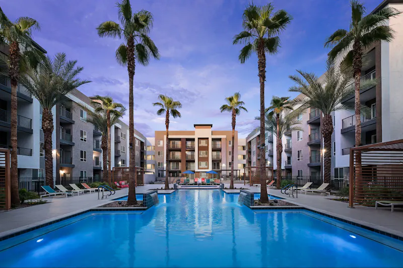 Luxury, Private Swimming Pool & Spa