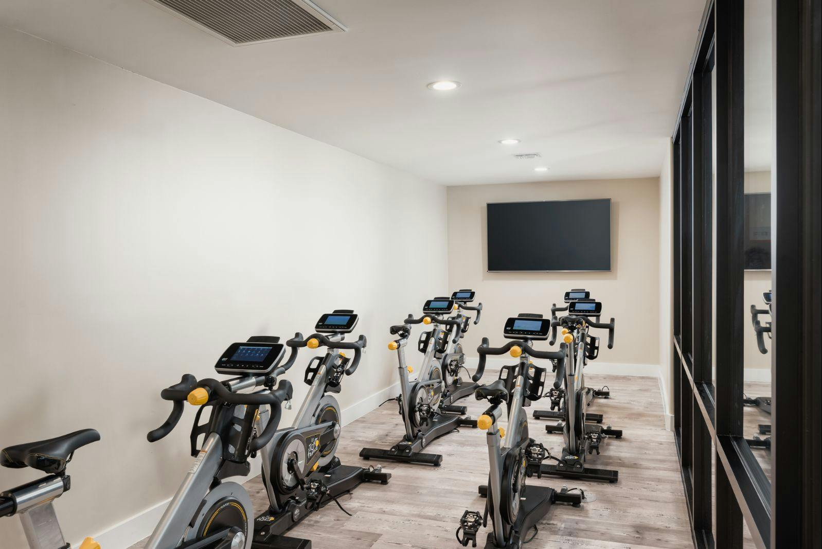Cycle Room