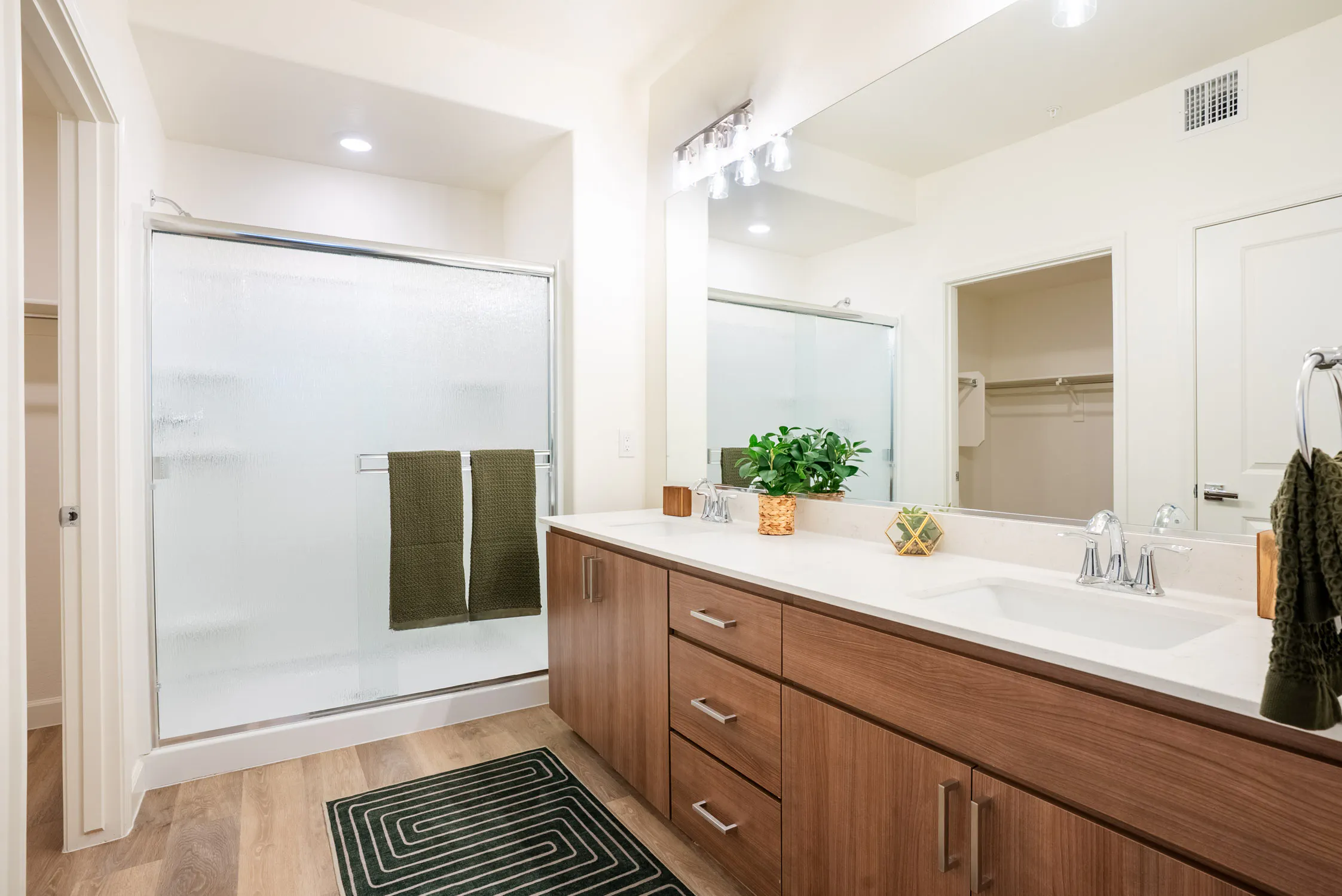 Expansive Bathroom