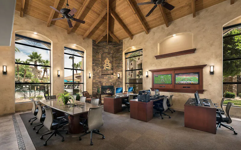 Massive Clubhouse