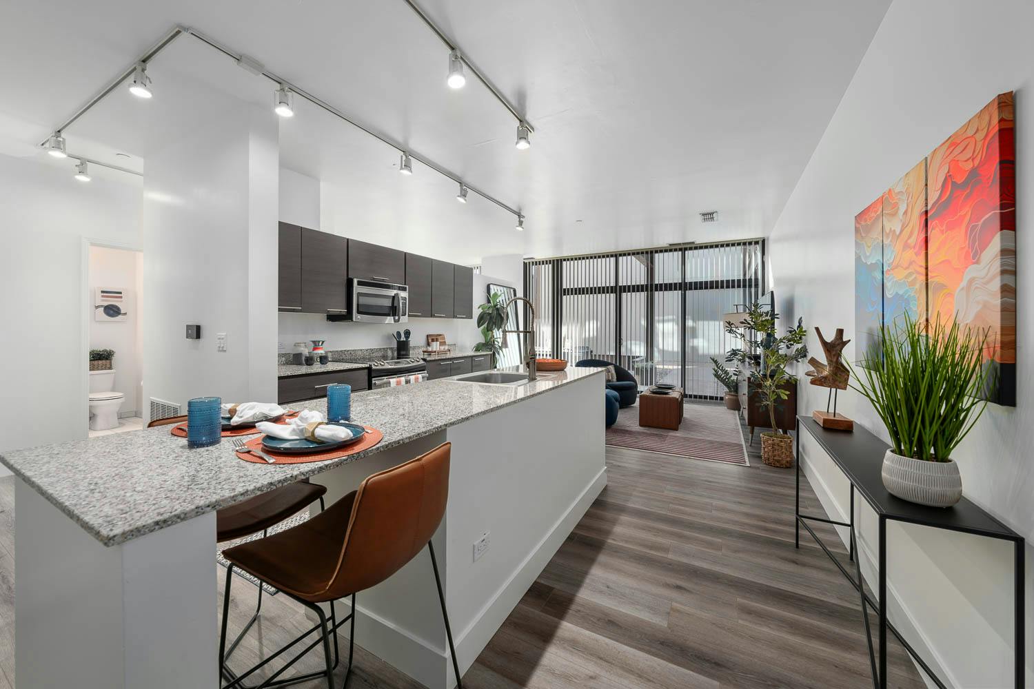 Stainless Steel Appliances and Granite Countertops