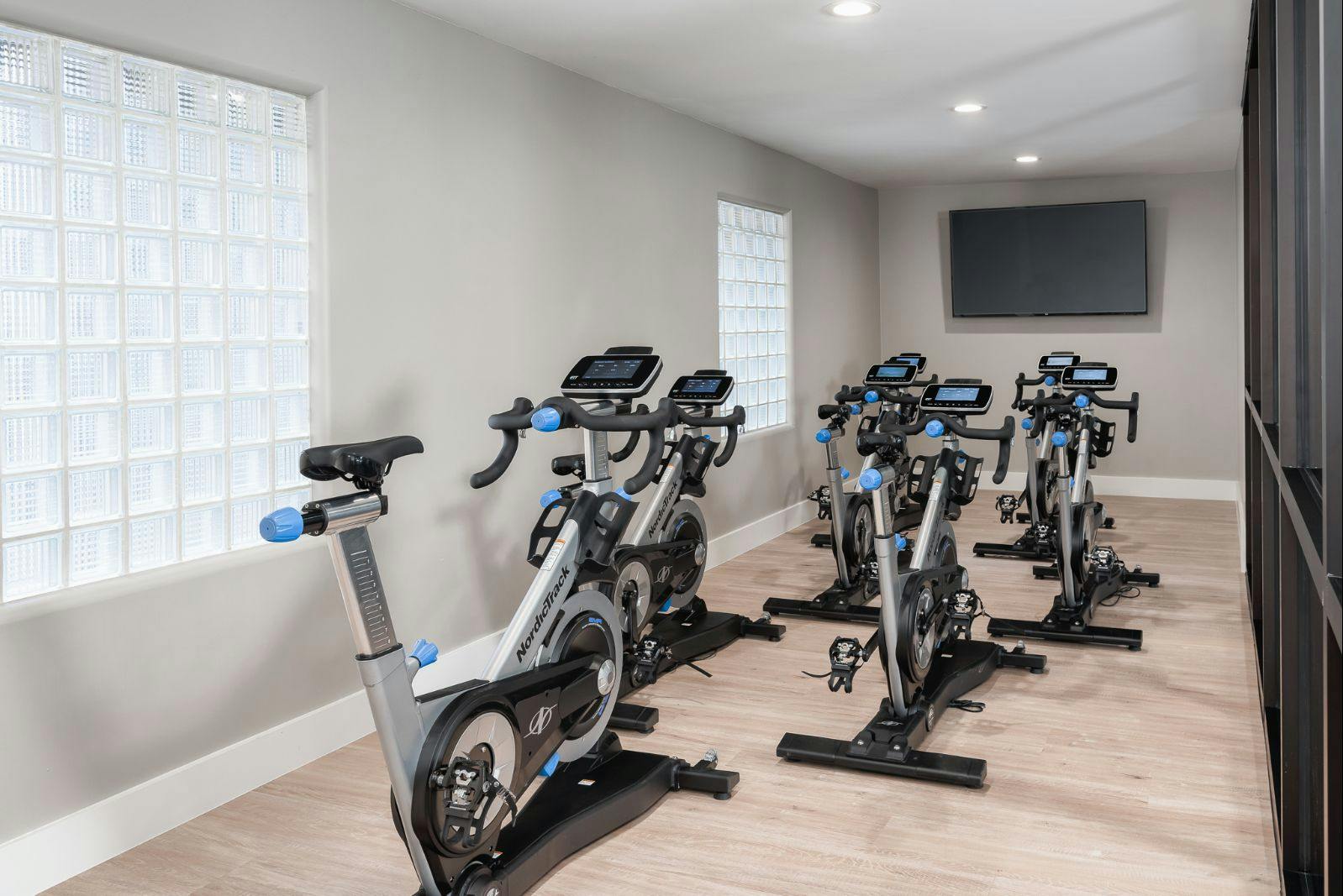 Spinning Studio