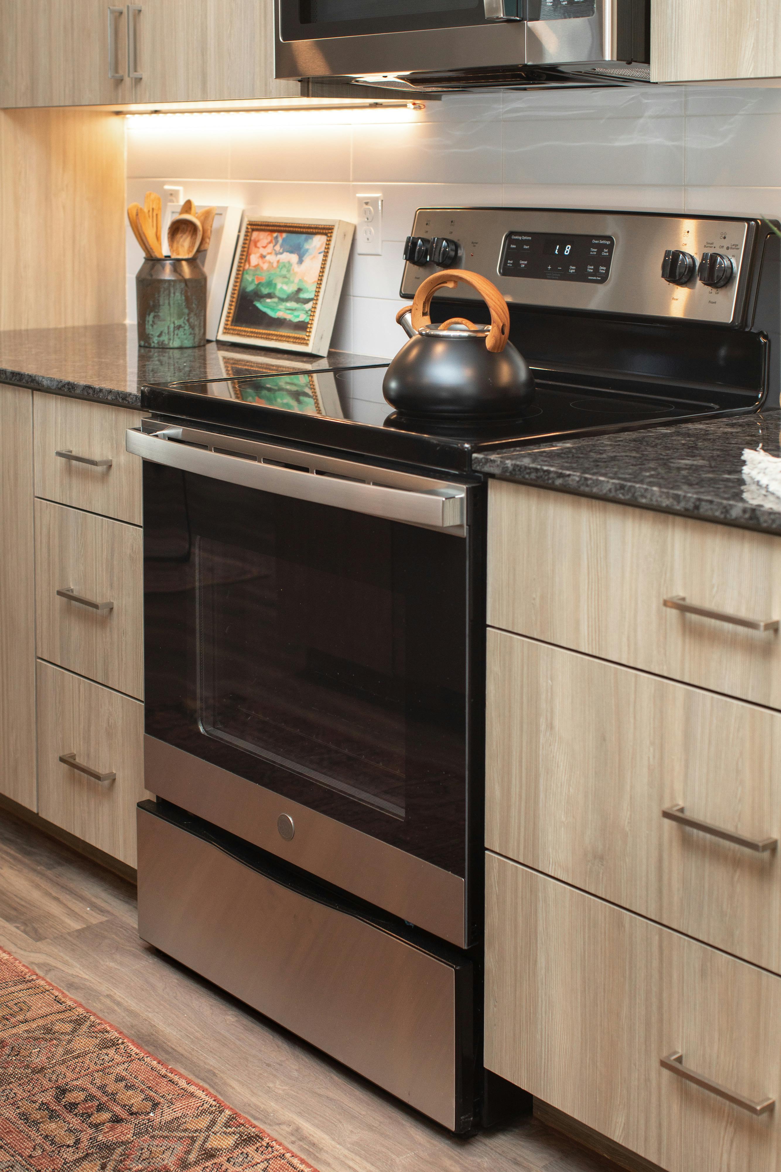Attached Garages and Modern Interiors