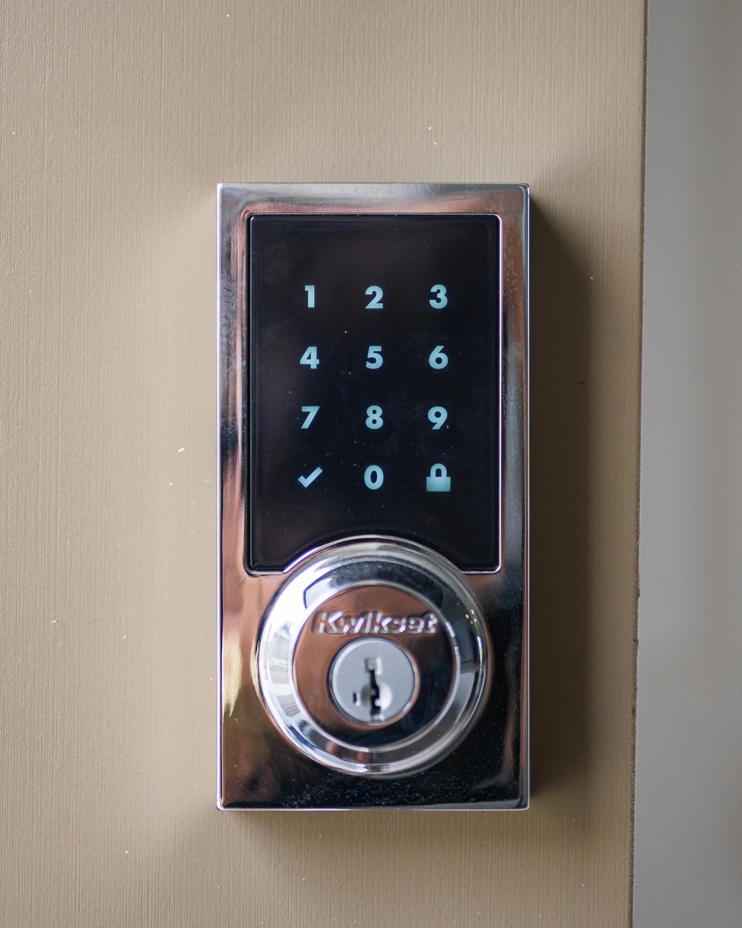 Smart Home Features for Modern Living