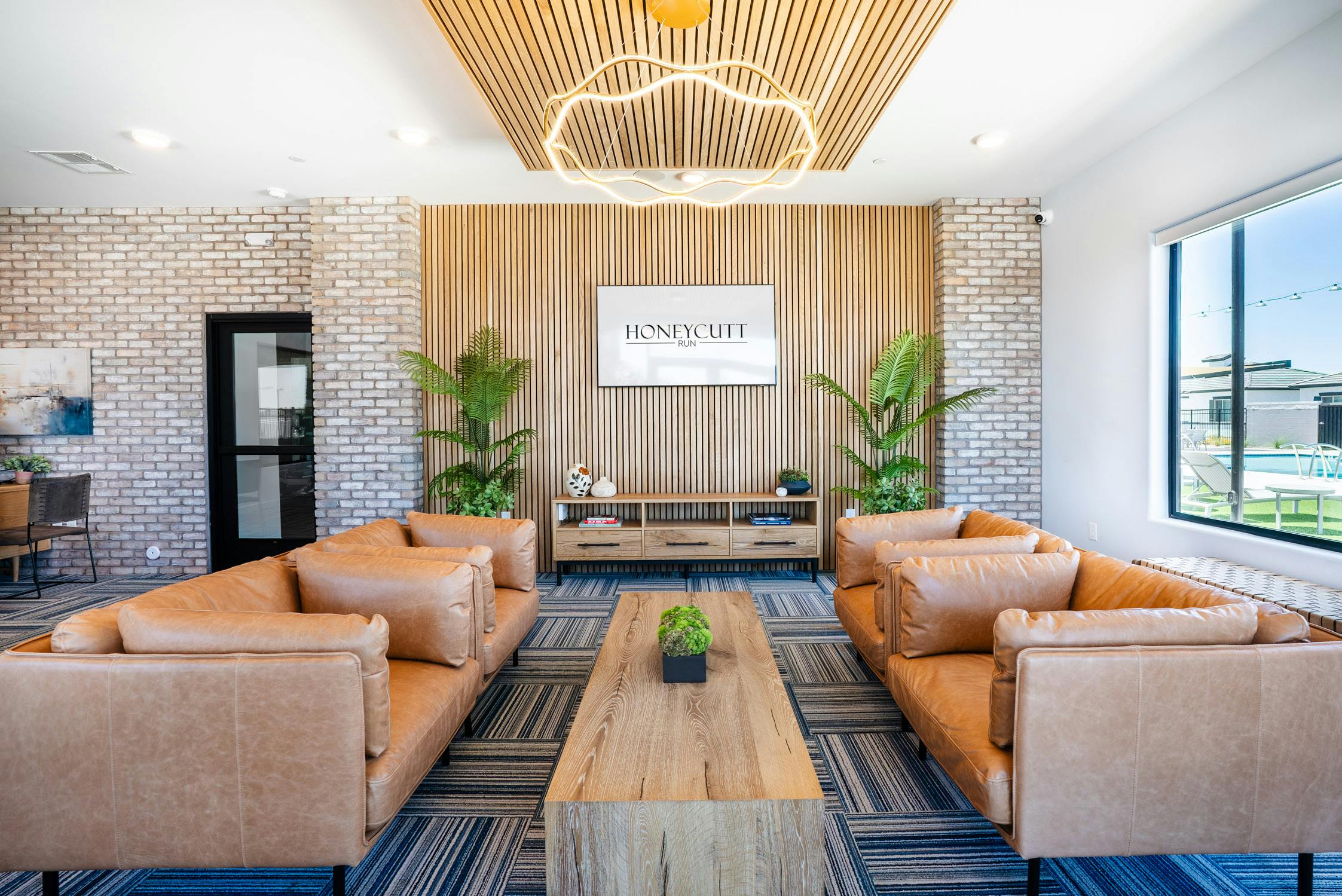 Comfortable Lounge Areas