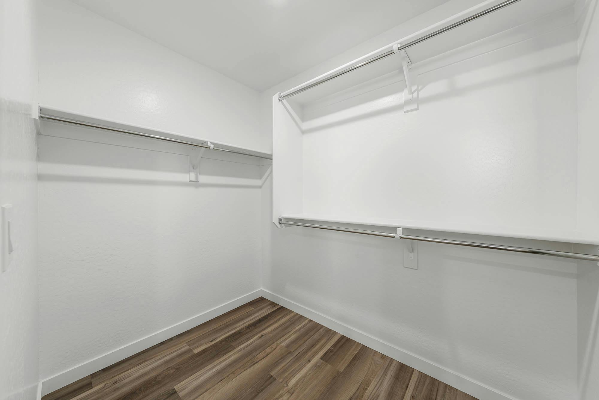 Walk-in Closet