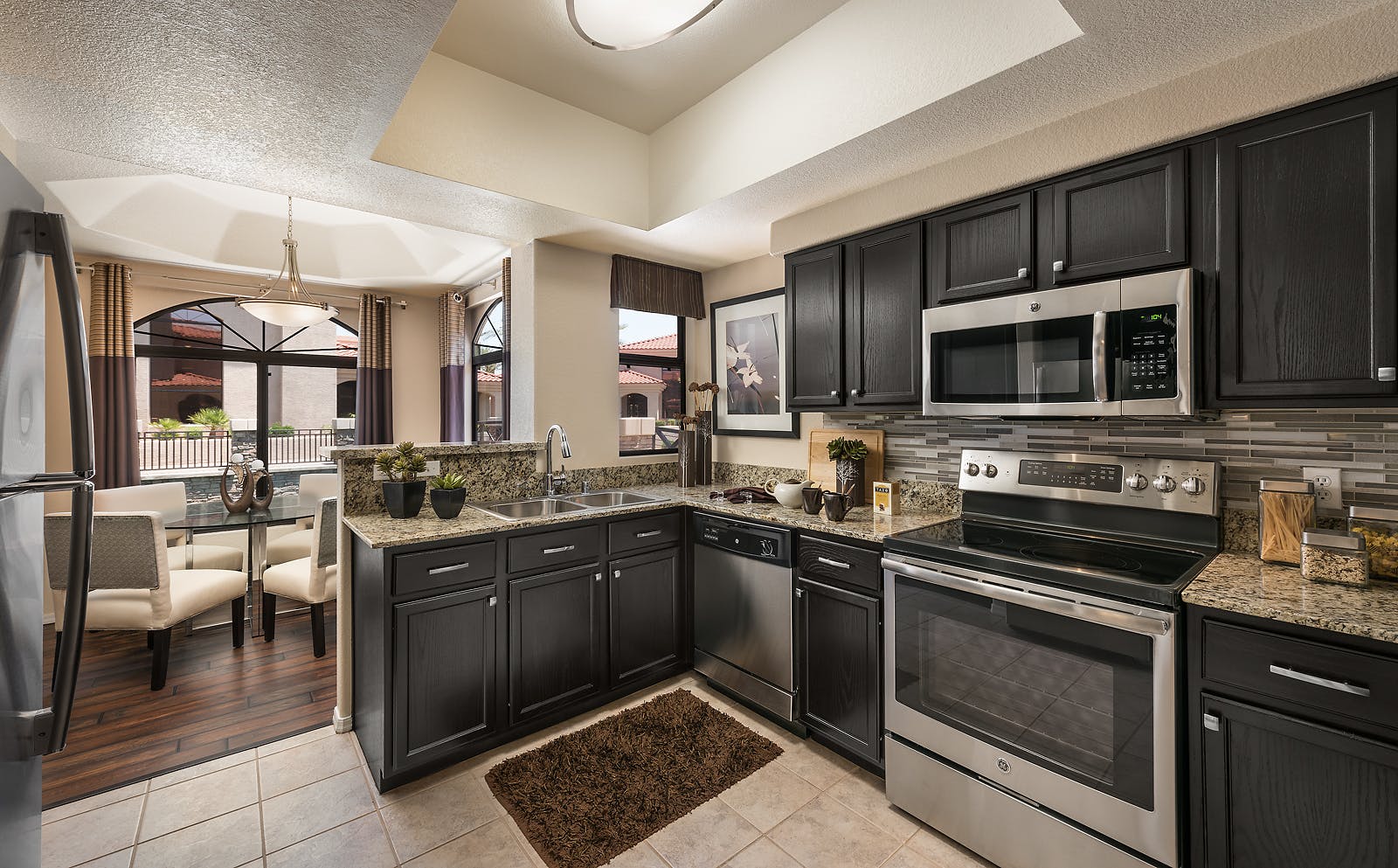 Luxurious Apartment Features
