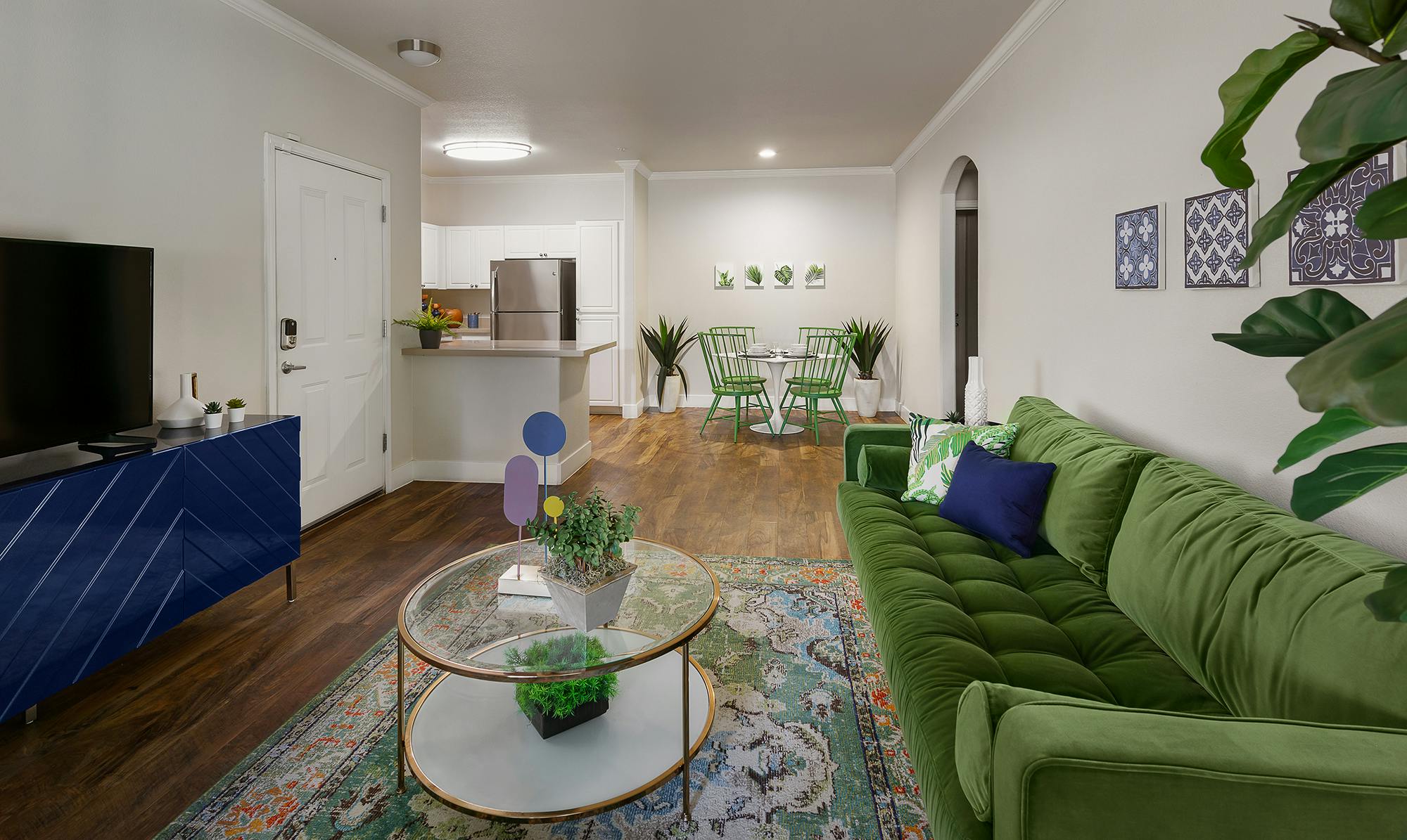 Modern, Elegant Interiors
