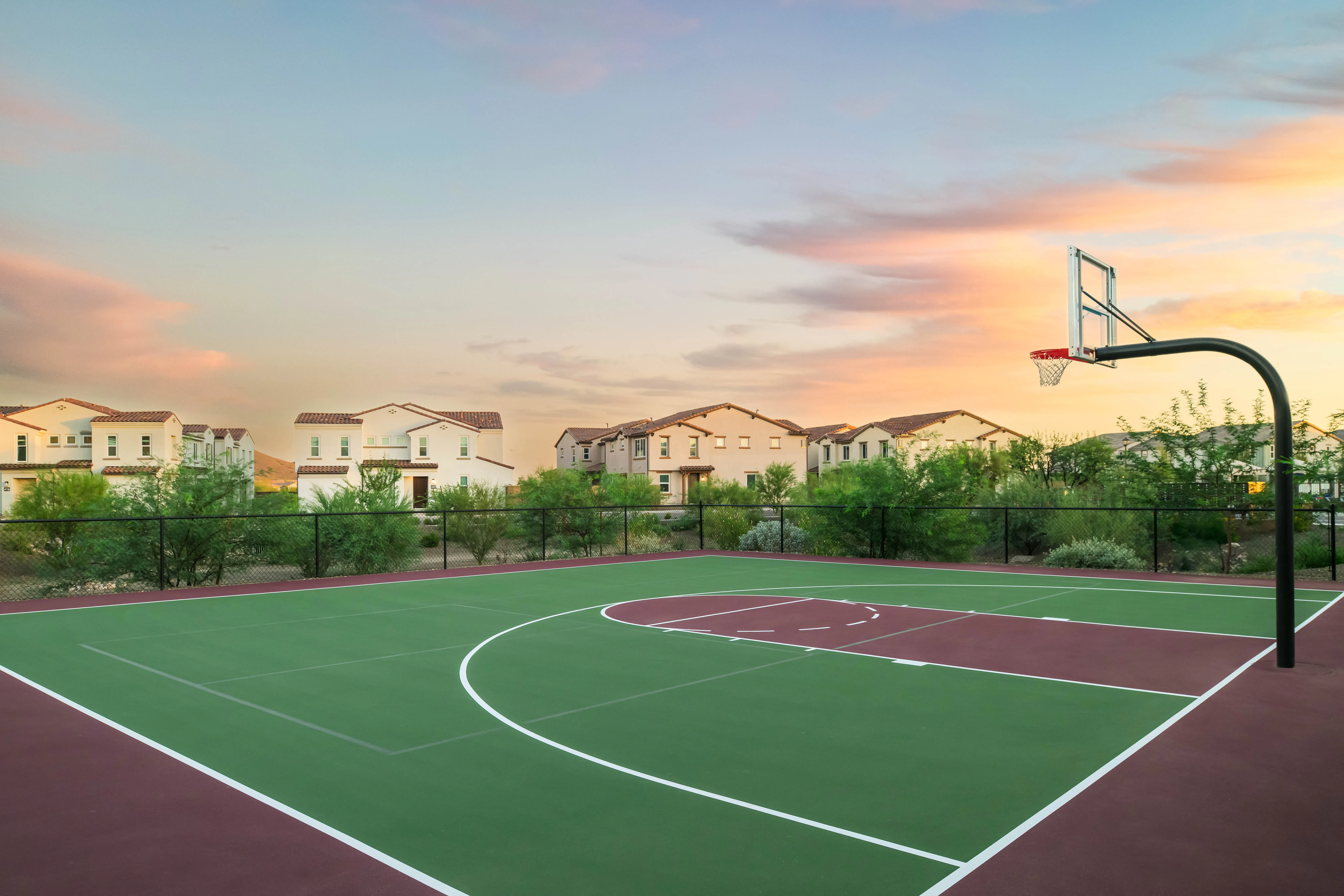 Basketball/Pickleball Court