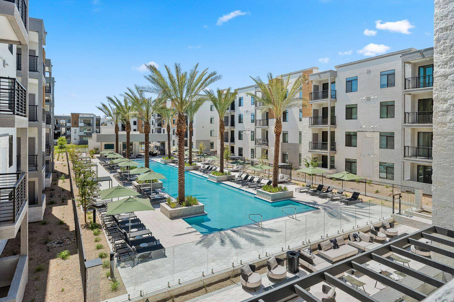 Luxurious Outdoor Amenities